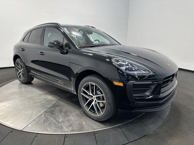 2025 Porsche Macan Macan