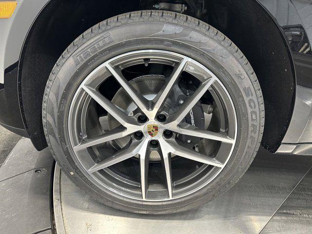 2025 Porsche Macan Macan