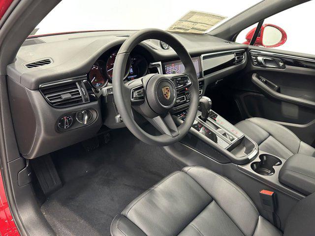 2025 Porsche Macan Macan