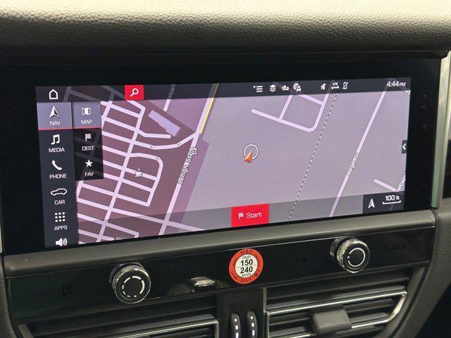2025 Porsche Macan Macan