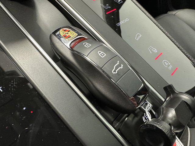 2025 Porsche Macan Macan