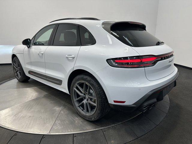 2025 Porsche Macan T