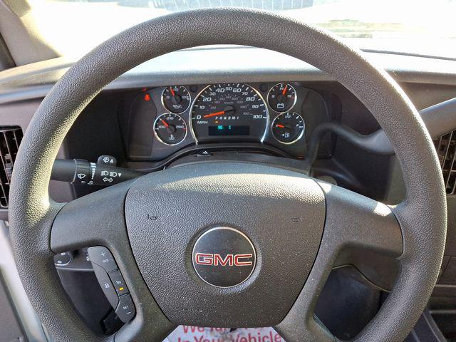 2025 GMC Savana Cutaway Work Van