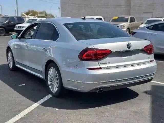 2017 Volkswagen Passat 1.8T SE