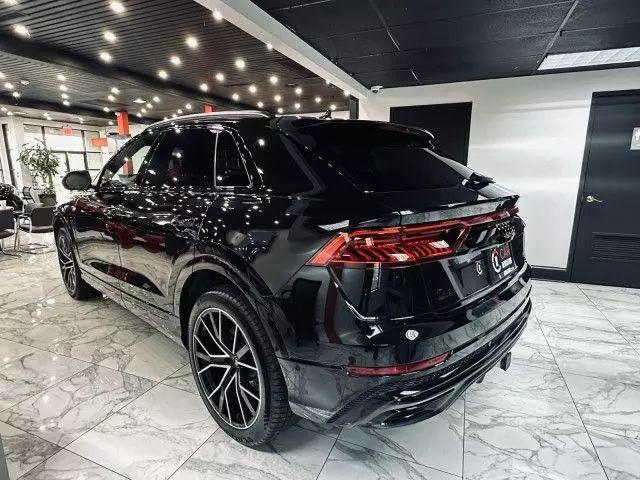 2022 Audi Q8 Premium Plus 55 TFSI quattro Tiptronic