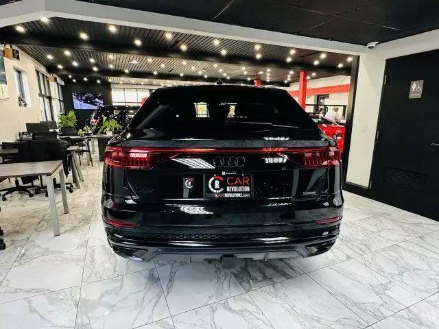 2022 Audi Q8 Premium Plus 55 TFSI quattro Tiptronic