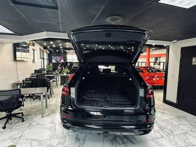 2022 Audi Q8 Premium Plus 55 TFSI quattro Tiptronic