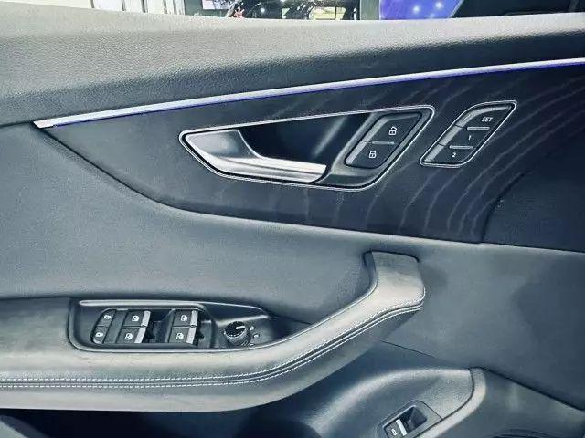 2022 Audi Q8 Premium Plus 55 TFSI quattro Tiptronic