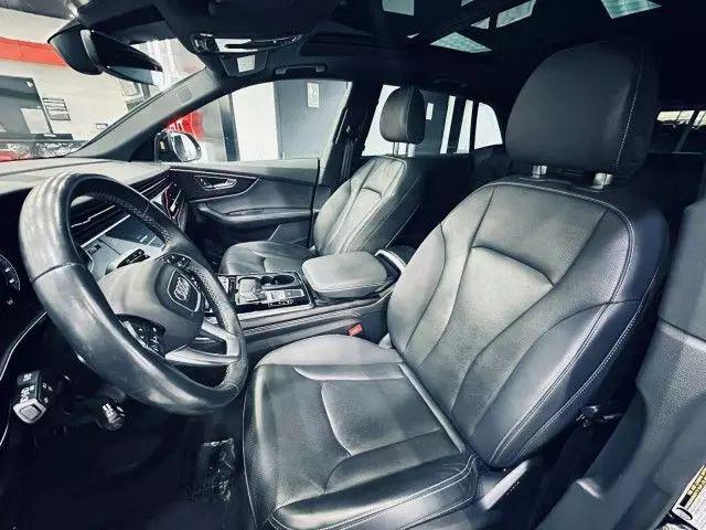 2022 Audi Q8 Premium Plus 55 TFSI quattro Tiptronic