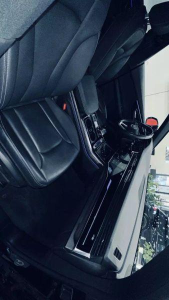 2022 Audi Q8 Premium Plus 55 TFSI quattro Tiptronic