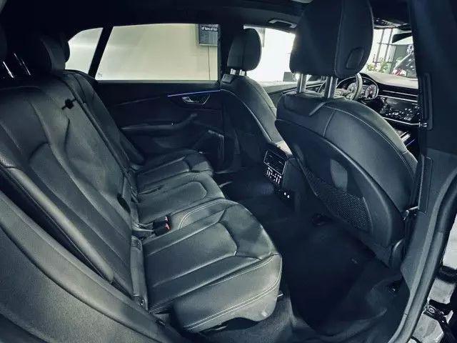 2022 Audi Q8 Premium Plus 55 TFSI quattro Tiptronic