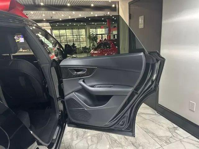 2022 Audi Q8 Premium Plus 55 TFSI quattro Tiptronic
