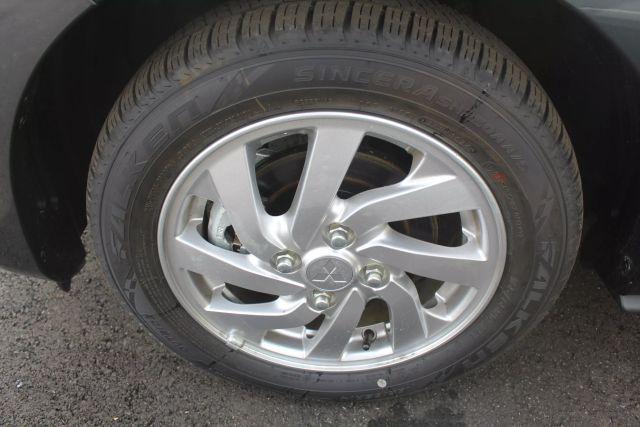 2024 Mitsubishi Mirage LE