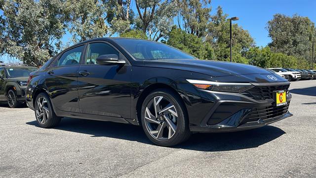Hyundai Elantra Hybrid SEL Sport FWD