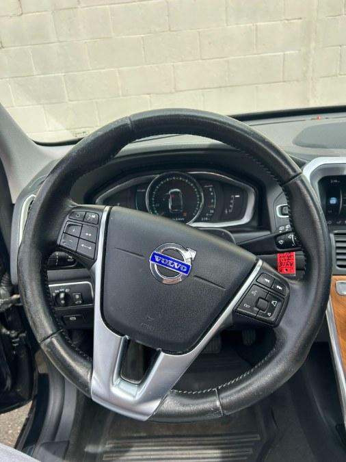 2017 Volvo XC60 T5 Inscription