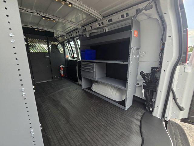 2025 GMC Savana Cargo RWD 2500 Regular Wheelbase Work Van
