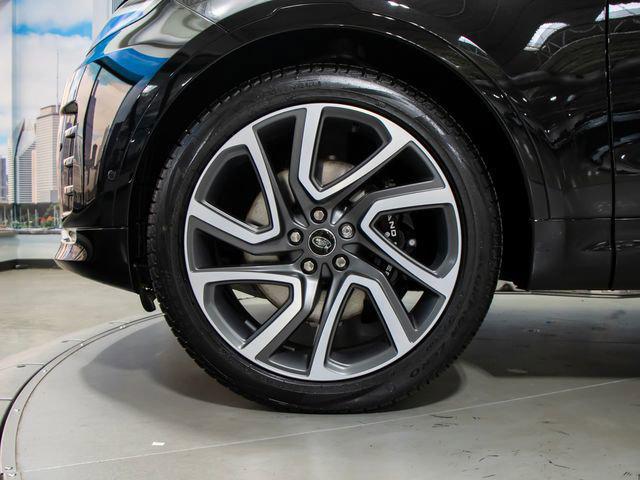 2025 Land Rover Discovery P360 Metropolitan Edition