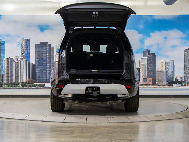 2025 Land Rover Discovery P360 Metropolitan Edition