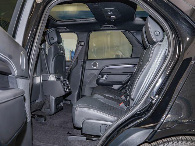 2025 Land Rover Discovery P360 Metropolitan Edition