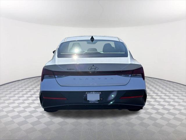 2025 Hyundai Elantra SEL Convenience