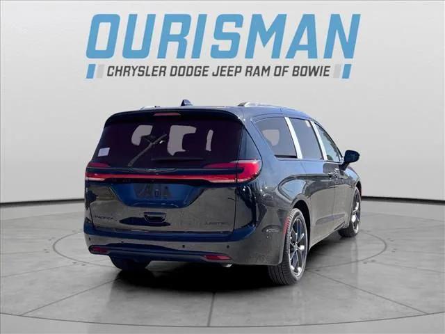 2025 Chrysler Pacifica PACIFICA LIMITED