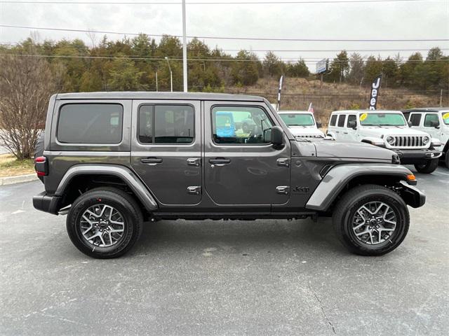 2025 Jeep Wrangler WRANGLER 4-DOOR SAHARA