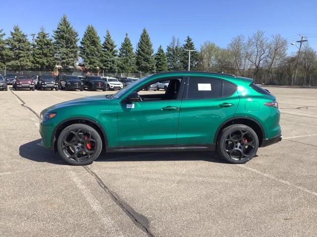 2025 Alfa Romeo Stelvio STELVIO AWD
