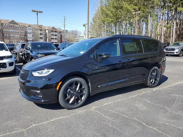 2025 Chrysler Pacifica PACIFICA LIMITED