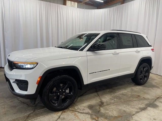 2025 Jeep Grand Cherokee GRAND CHEROKEE ALTITUDE X 4X4
