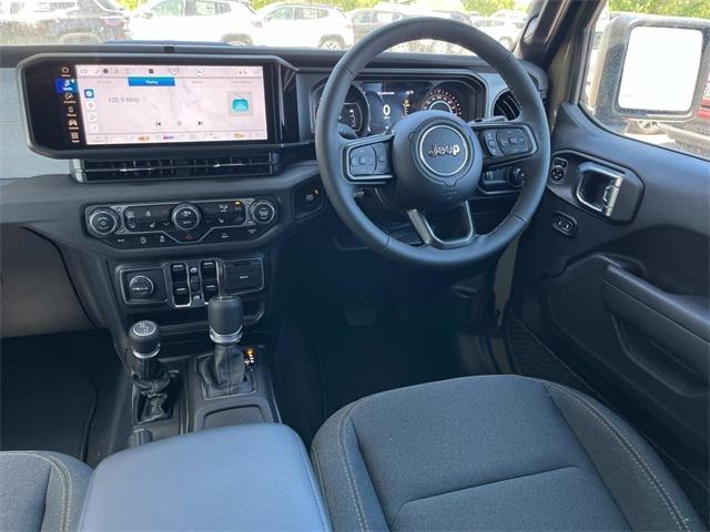 2025 Jeep Wrangler 4-Door Sport RHD 4x4
