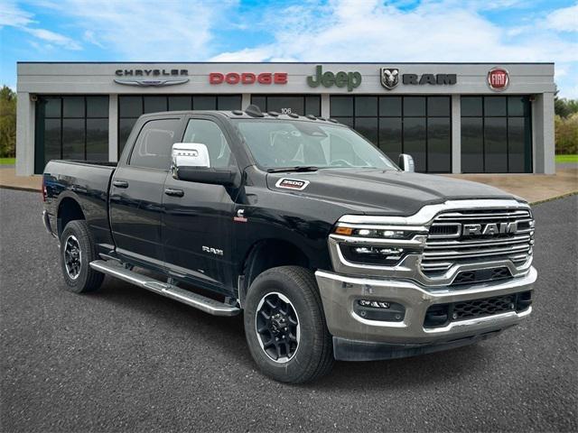 2025 RAM Ram 3500 RAM 3500 LARAMIE CREW CAB 4X4 64 BOX