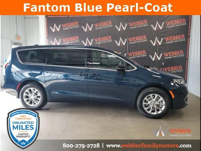 2025 Chrysler Pacifica PACIFICA SELECT AWD