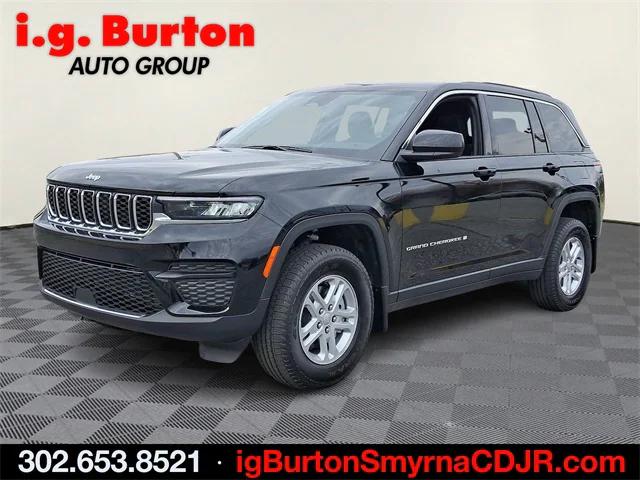 2025 Jeep Grand Cherokee GRAND CHEROKEE LAREDO 4X4