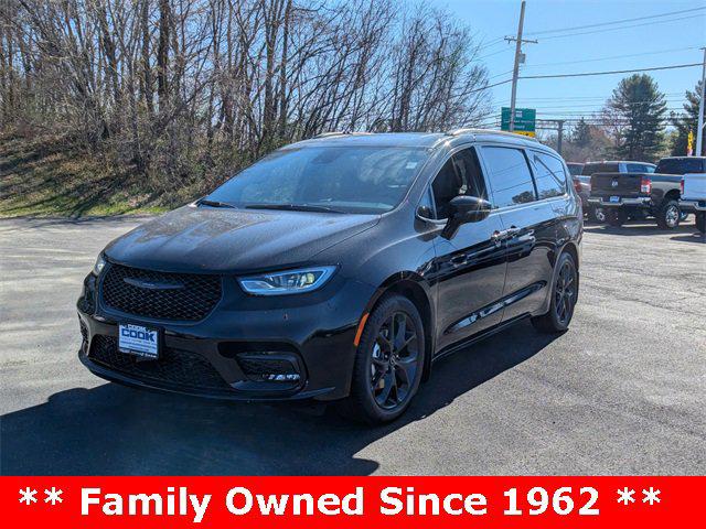 2025 Chrysler Pacifica PACIFICA LIMITED