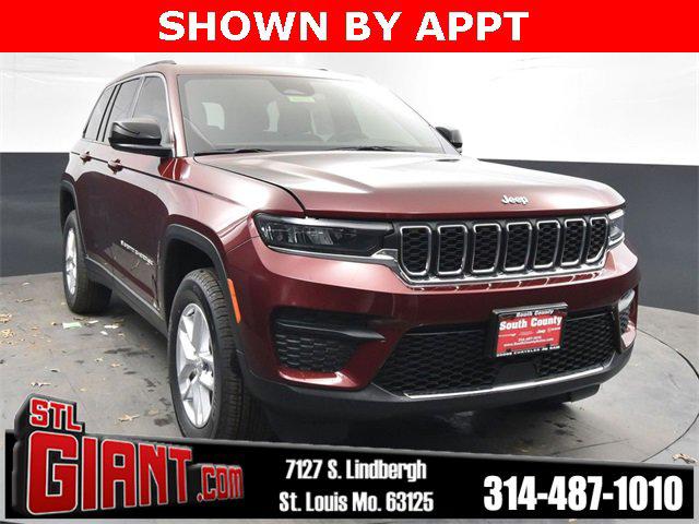 2025 Jeep Grand Cherokee GRAND CHEROKEE LAREDO X 4X4