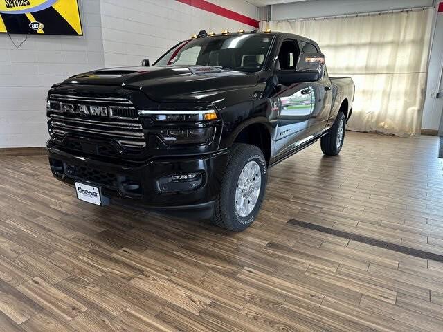 2025 RAM Ram 3500 RAM 3500 LARAMIE CREW CAB 4X4 64 BOX