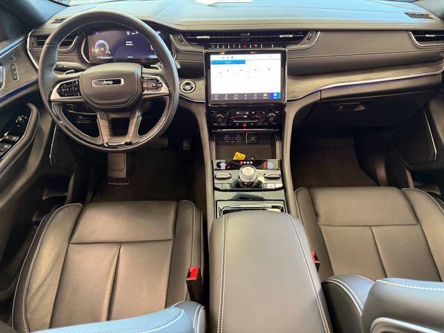 2025 Jeep Grand Cherokee GRAND CHEROKEE OVERLAND 4X4