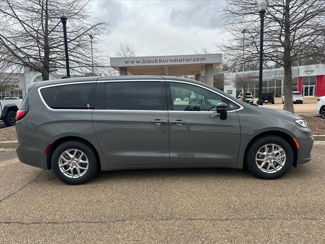2025 Chrysler Pacifica PACIFICA SELECT