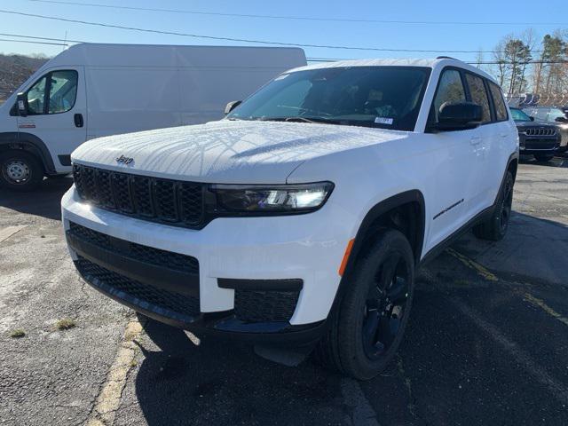 2025 Jeep Grand Cherokee GRAND CHEROKEE L ALTITUDE X 4X4