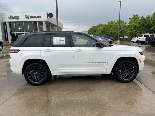 2025 Jeep Grand Cherokee GRAND CHEROKEE SUMMIT RESERVE 4X4