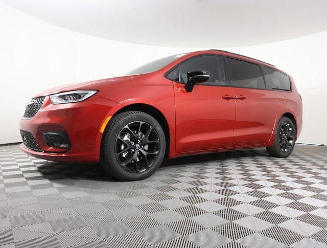 2025 Chrysler Pacifica PACIFICA LIMITED