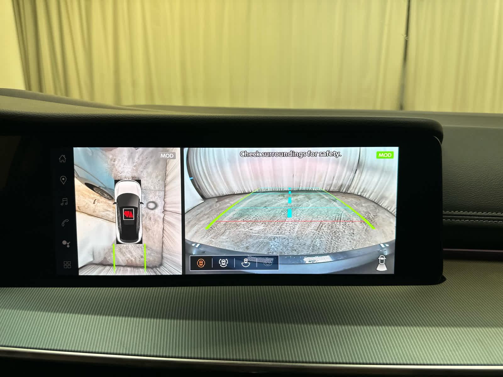 2025 Nissan Murano SL - Photo 15