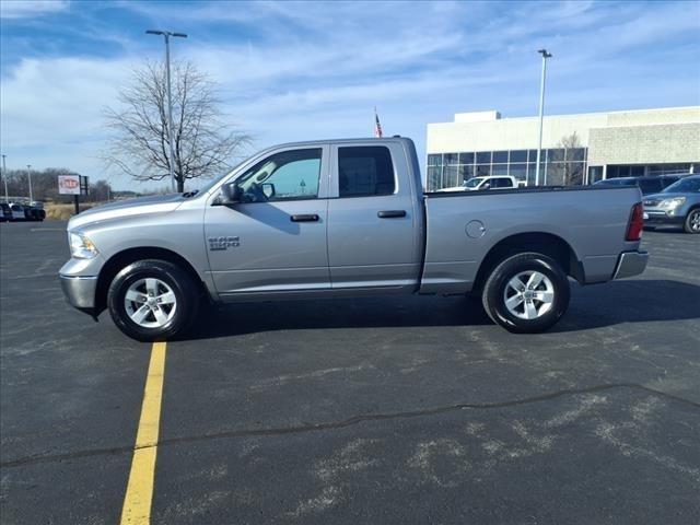 2024 RAM 1500 Classic SLT Quad Cab 4x4 64 Box