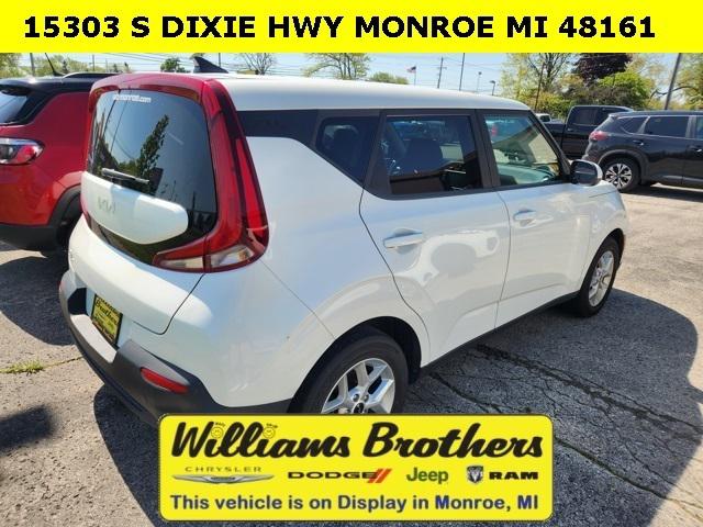2022 Kia Soul LX