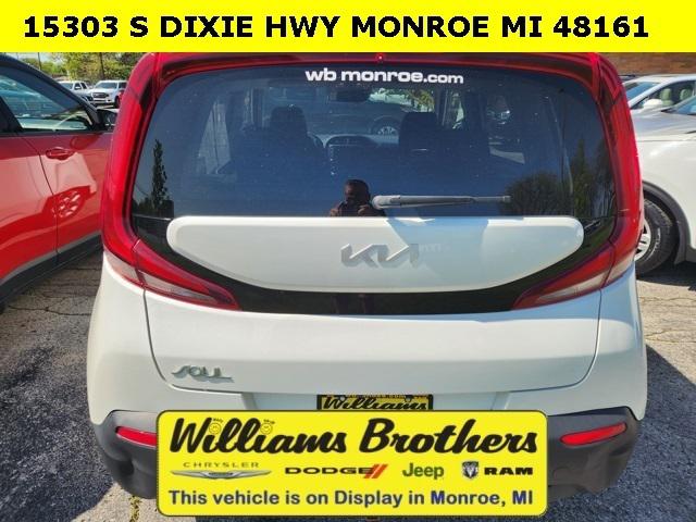 2022 Kia Soul LX