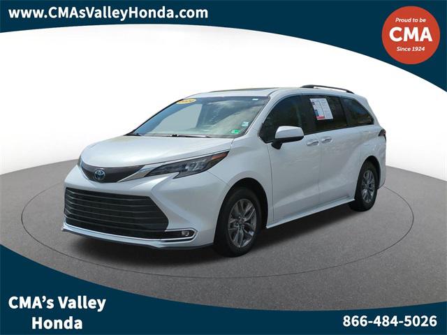 2024 Toyota Sienna XLE