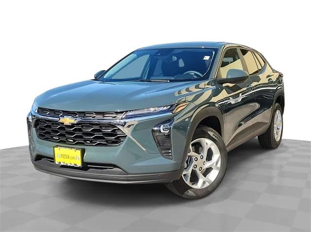 2025 Chevrolet Trax FWD LS