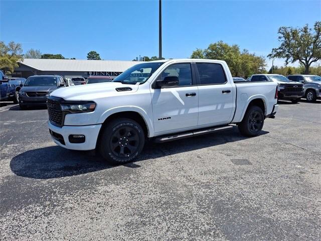 2025 RAM Ram 1500 RAM 1500 BIG HORN CREW CAB 4X2 57 BOX