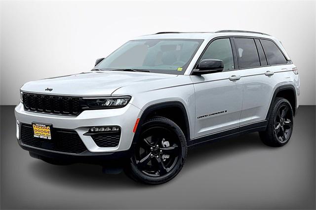 2025 Jeep Grand Cherokee GRAND CHEROKEE LIMITED 4X4 2025 Jeep Grand Cherokee GRAND CHEROKEE LIMITED 4X4