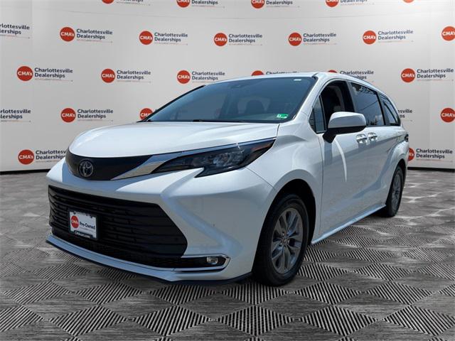 2024 Toyota Sienna XLE